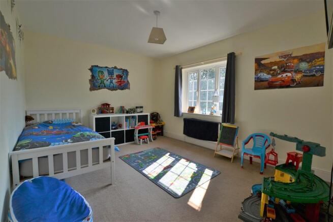 Photo 8