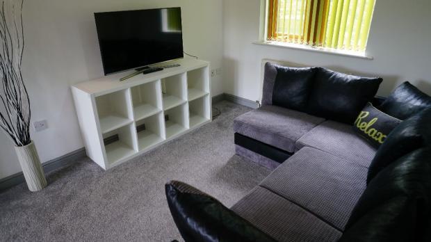 5 bed House to rent Image 8