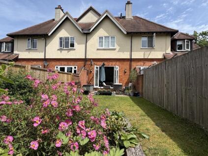 Tilford Road, Hindhead, Surrey, GU26