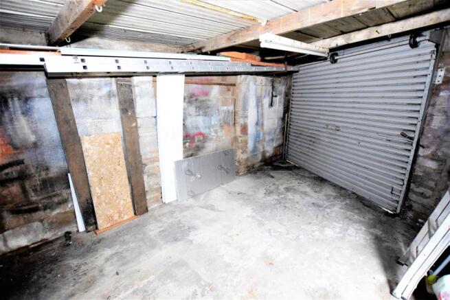 Garage.jpg