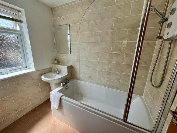 3 bed Semi-Detached for sale Image 10