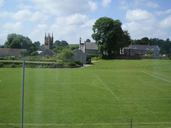 Photo 11