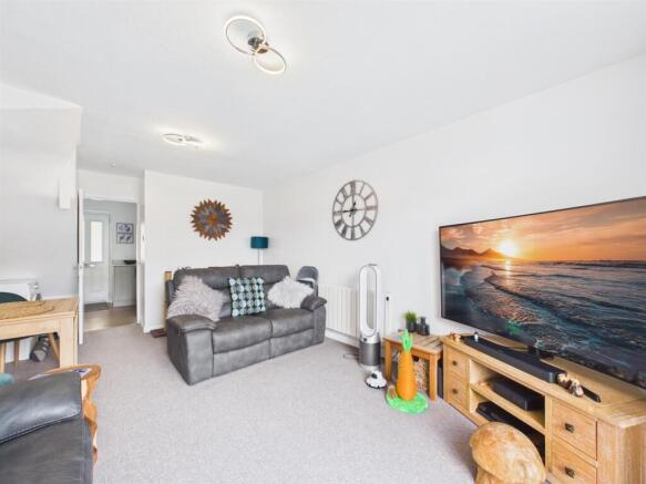 Vickery Walk, Lavender Grange, Aylesbury photo 4