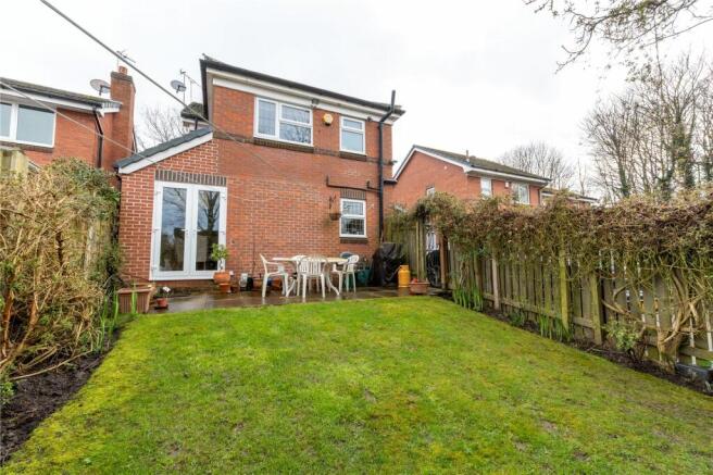 4 bed Detached for sale Image 7