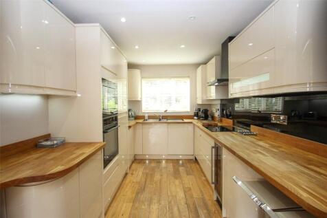 Newtown Road, Warsash, Southampton, Hampshire, SO31