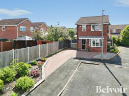 7, Lovatt Close, Tipton DY4 0HX