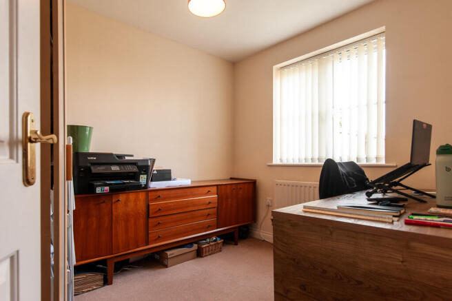 3 bed Town House for sale Image 8