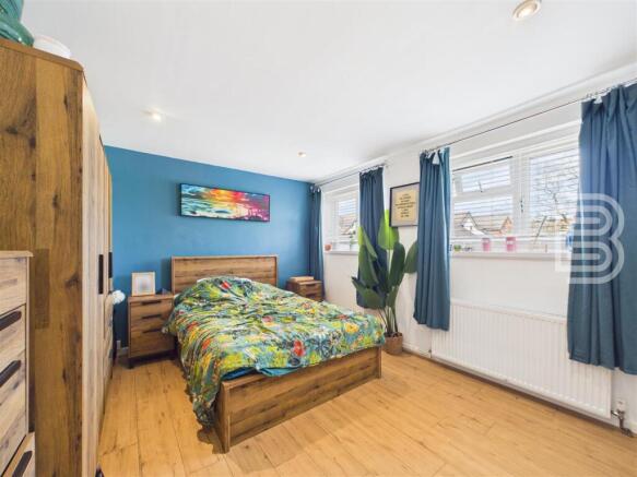 Bedroom 1 (1).jpg