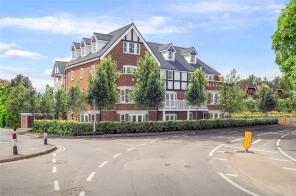 Flat 7, Cedar House, Claremont Avenue, Woking GU22 7SF
