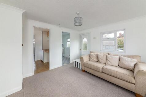 Poplar Park, Long Wittenham, OX14