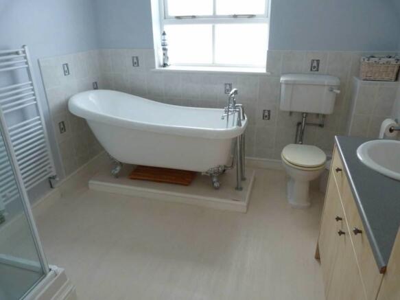 Photo 11