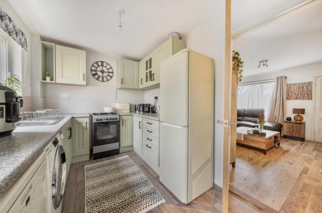 1434104-6-69cd421...