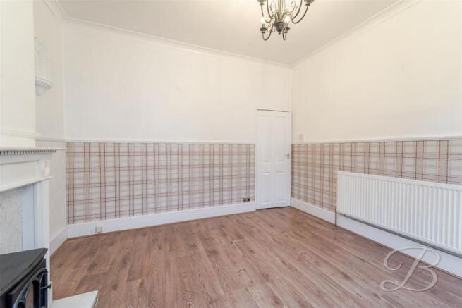3 bed End of Terrace to rent Image 7