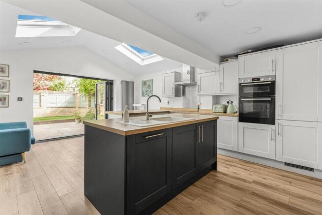 Kitchen / Living Room