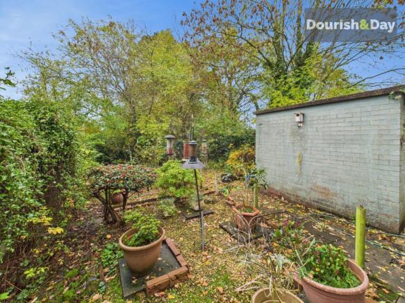 Lovelace Close, Stafford, ST17 photo 4