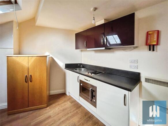 1 bed Penthouse to rent Image 4
