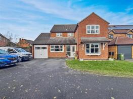 52, Broadfield Way, Leicester LE8 5XR