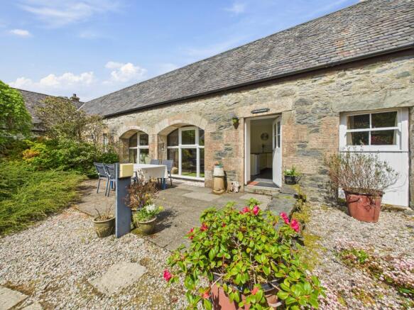 CAM03481G0-PR0098-STILL017