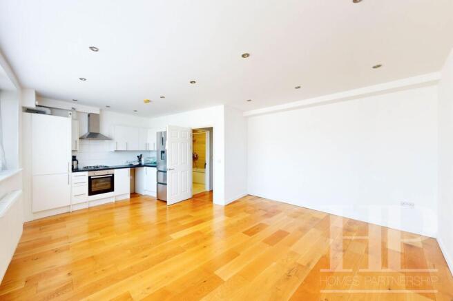 Lounge/dining room/kitchen