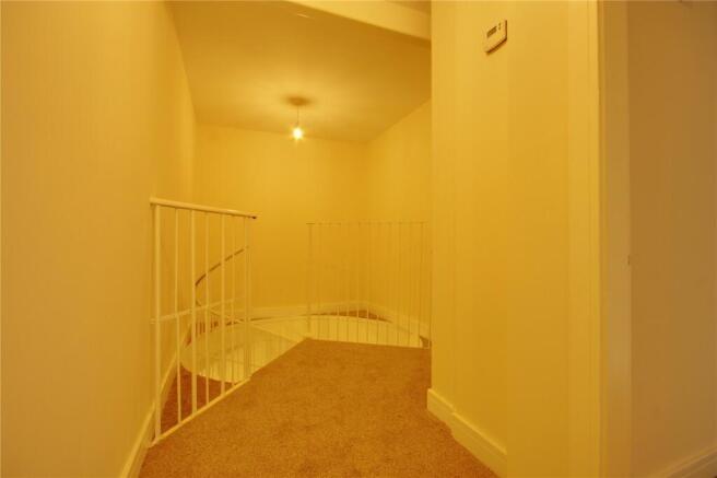 1 bed Flat to rent Image 8