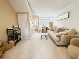 8, Markby Way, Reading RG6 3BG