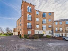 7, Ulverston, Purfleet-on-thames RM19 1SW