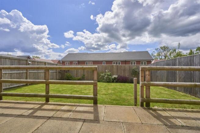 Garden-010.jpg