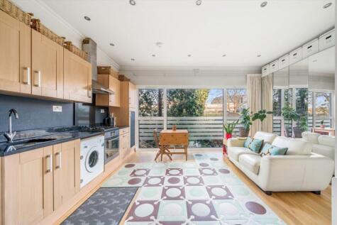 Hammersmith Grove, Hammersmith