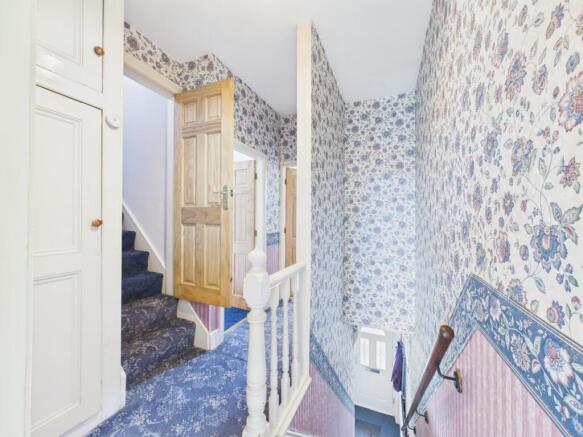 3 bed Terraced for sale Image 6