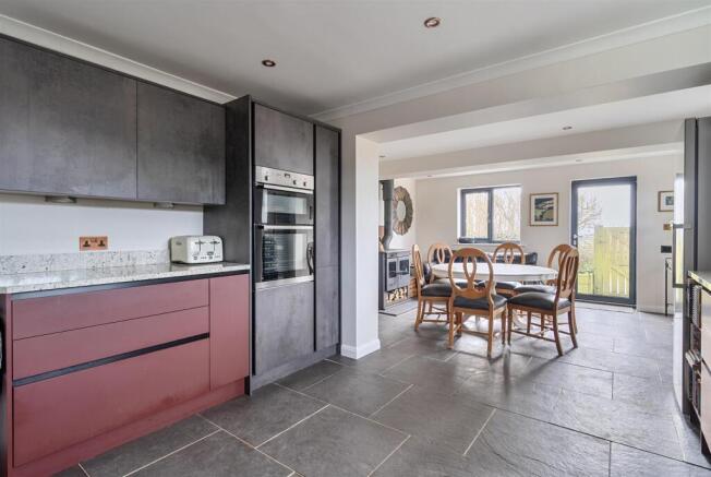 Moorlands5 kitchen diner.jpg