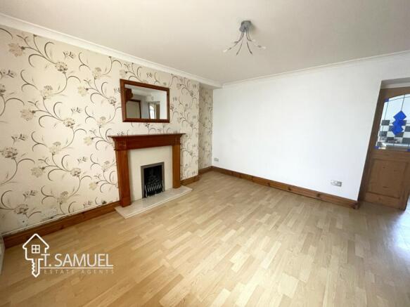 Reception room1A.JPG