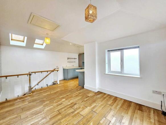 4a and 4b St. Martins Road, Scarborough, North Yorkshire photo 4