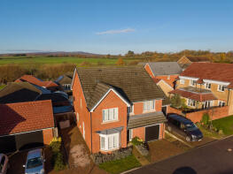 2, Corden Place, Codmore Hill, Pulborough RH20 1FU