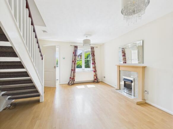 CAM04922G0-PR0037-STILL004