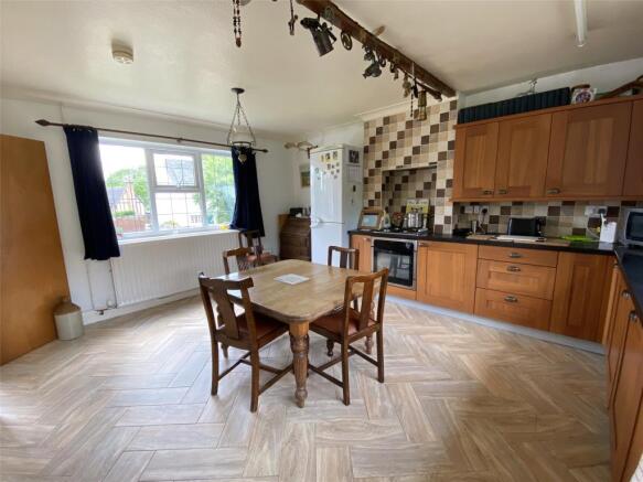 Dining Kitchen
