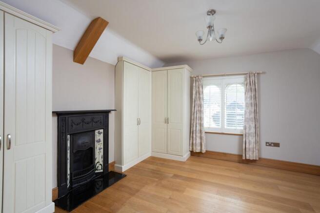 3 bed Detached for sale Image 8