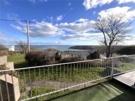 7, Devon Court, Trewent Hill, Freshwater East, Pembroke SA71 5LH