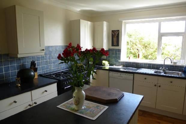 Kitchen 2