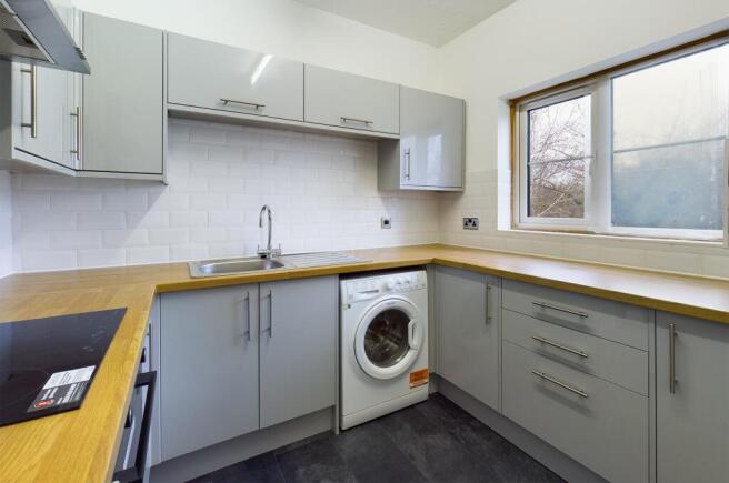 CAM00227P1-PR0154-STILL02