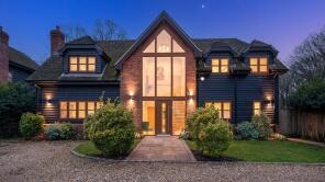 Westcroft House, The Barracks, Hook RG27 9NW