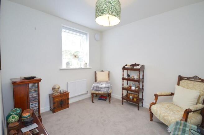 4 bed Terraced for sale Image 9
