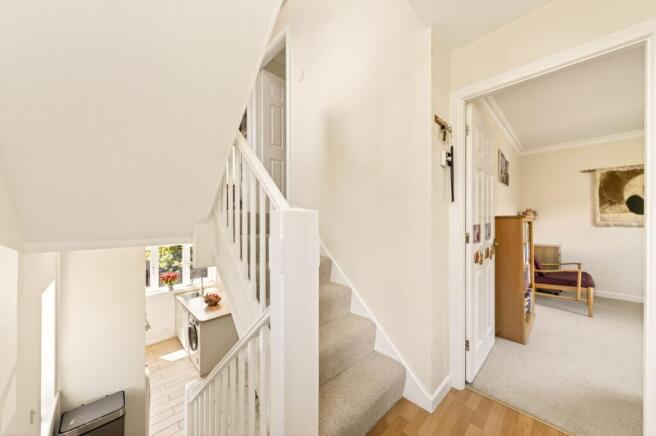 4 bed Semi-Detached for sale Image 11