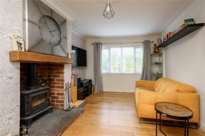 3 bed Semi-Detached for sale Image 4