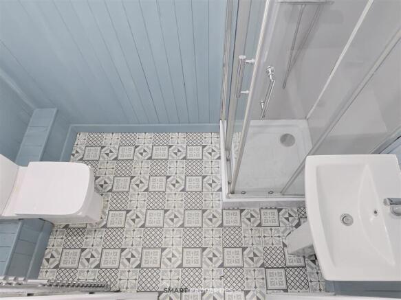 4 bed Terraced to rent Image 12