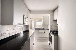 Flat A, 39, Kenworthy Road, Hackney, London E9 5RB