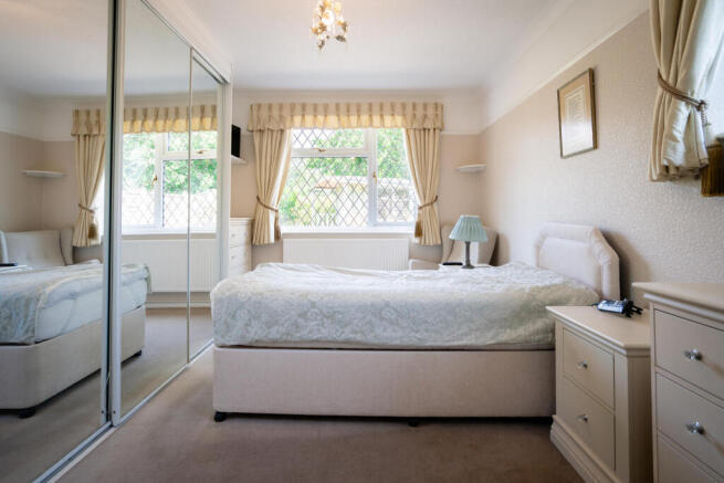 Lodge Farm Drive, Felixstowe photo 4