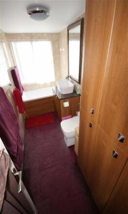 Ensuite: