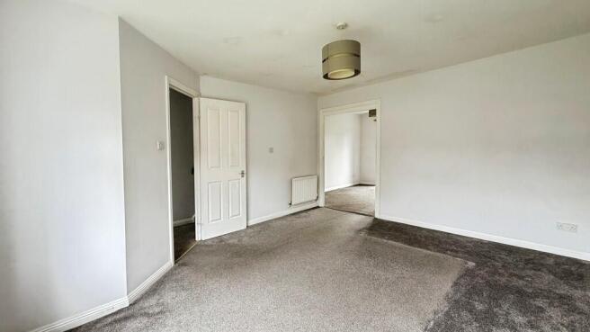 Boulton Close, Westbury photo 4