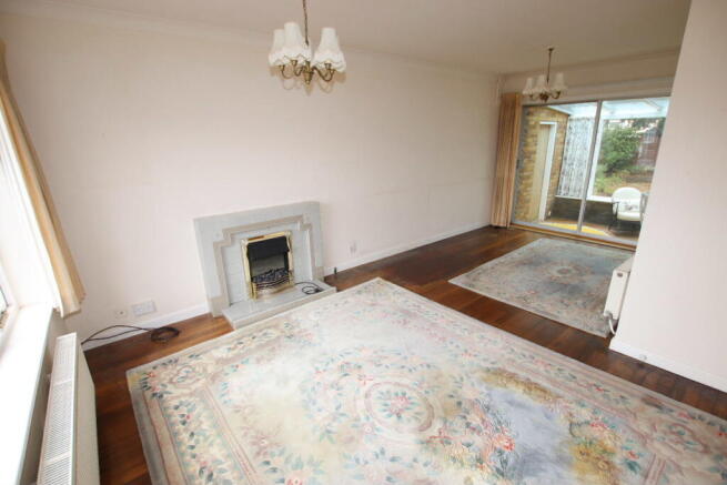 Marina Gardens 6 - Lounge 1