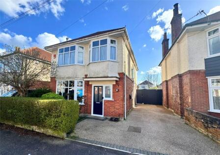 Coombe Gardens, Bournemouth, Dorset, BH10